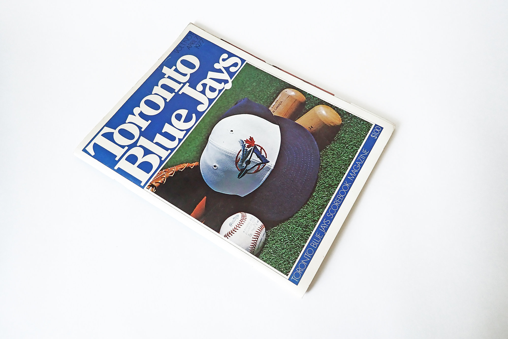 1977 TORONTO BLUE JAYS Scoreboard Magazine Vol. 1 No. 15