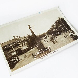 Carte postale vintage avec photo Margaret Street, Toowoomba, Australie