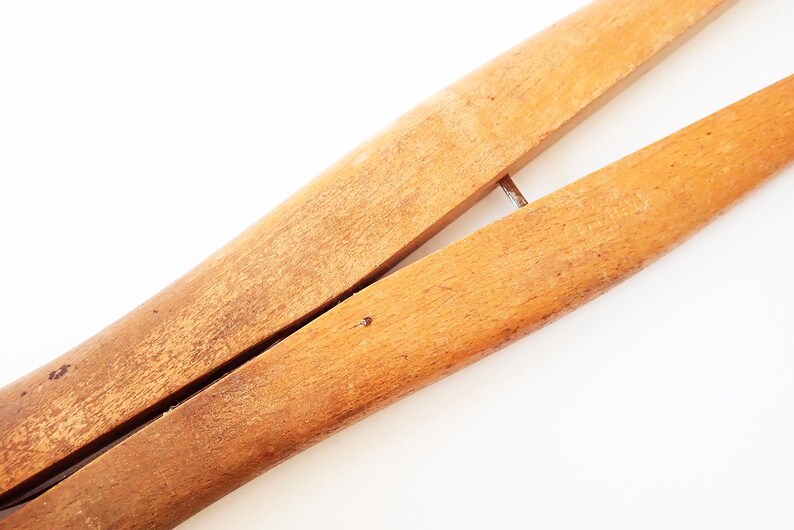 1900s Wooden Edwardian Glove-Turning Tongs with Spring Clamp Made by WH Hallett & Sons image 3