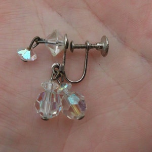 Vintage screw back earrings/screw back/screw on/Grandmas earrings/crystal earrings/cocktail earrings/classic/chic/mid century