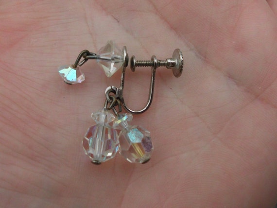 Vintage Screw Back earrings/screw back/screw on/Grandmas earrings/crystal earrings/cocktail earrings/classic/chic/mid Century