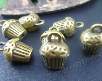 10 Bronze Tone Cupcake Charms -Antique Bronze Tone Cake Charms - jewelry making Supplies  -MC0145