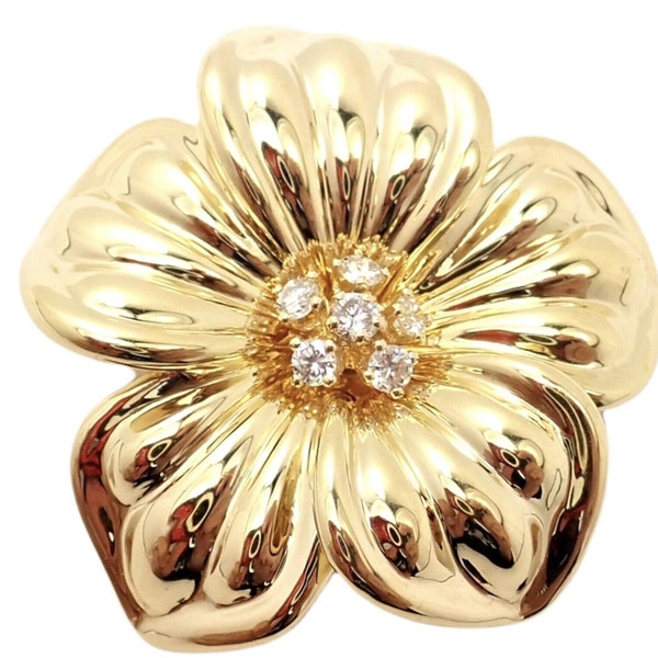 Authentic Van Cleef & Arpels Diamond 18k Yellow Gold Magnolia Flower Pin Brooch