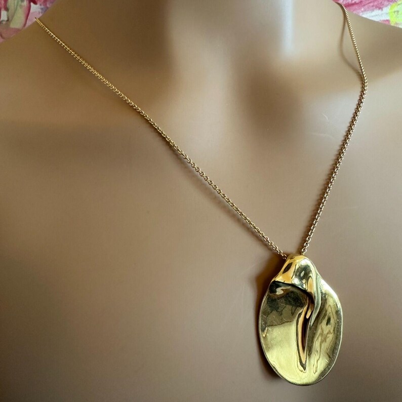 Tiffany & Co Peretti 18k Yellow Gold Madonna Pendant Extra Large Necklace 30" | Fortrove
