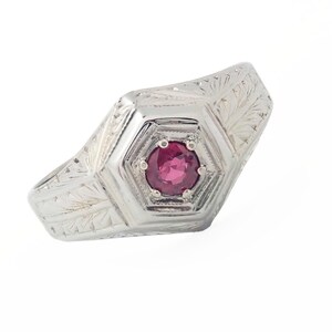 Vintage Estate 18k White Gold Ruby Art Deco Ring