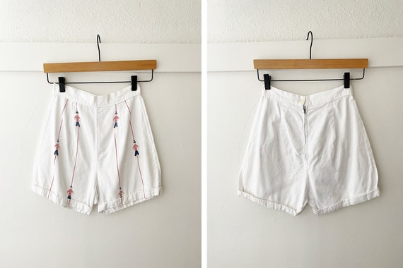 1960's French Cotton Shorts // 24 inch waist Whit… - image 2