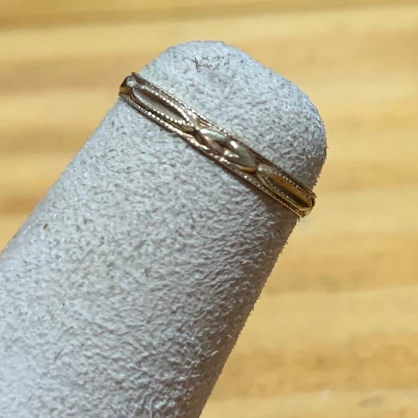 Ostby Barton Antique 10k yellow gold Etched & Milgrain Carved Band Ring for a Child Midi or Baby size 1