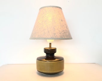 Danish mid century modern ceramic table lamp with green and yellow glaze and gorgeous ridges - design by Søholm, Bornholm Denmark