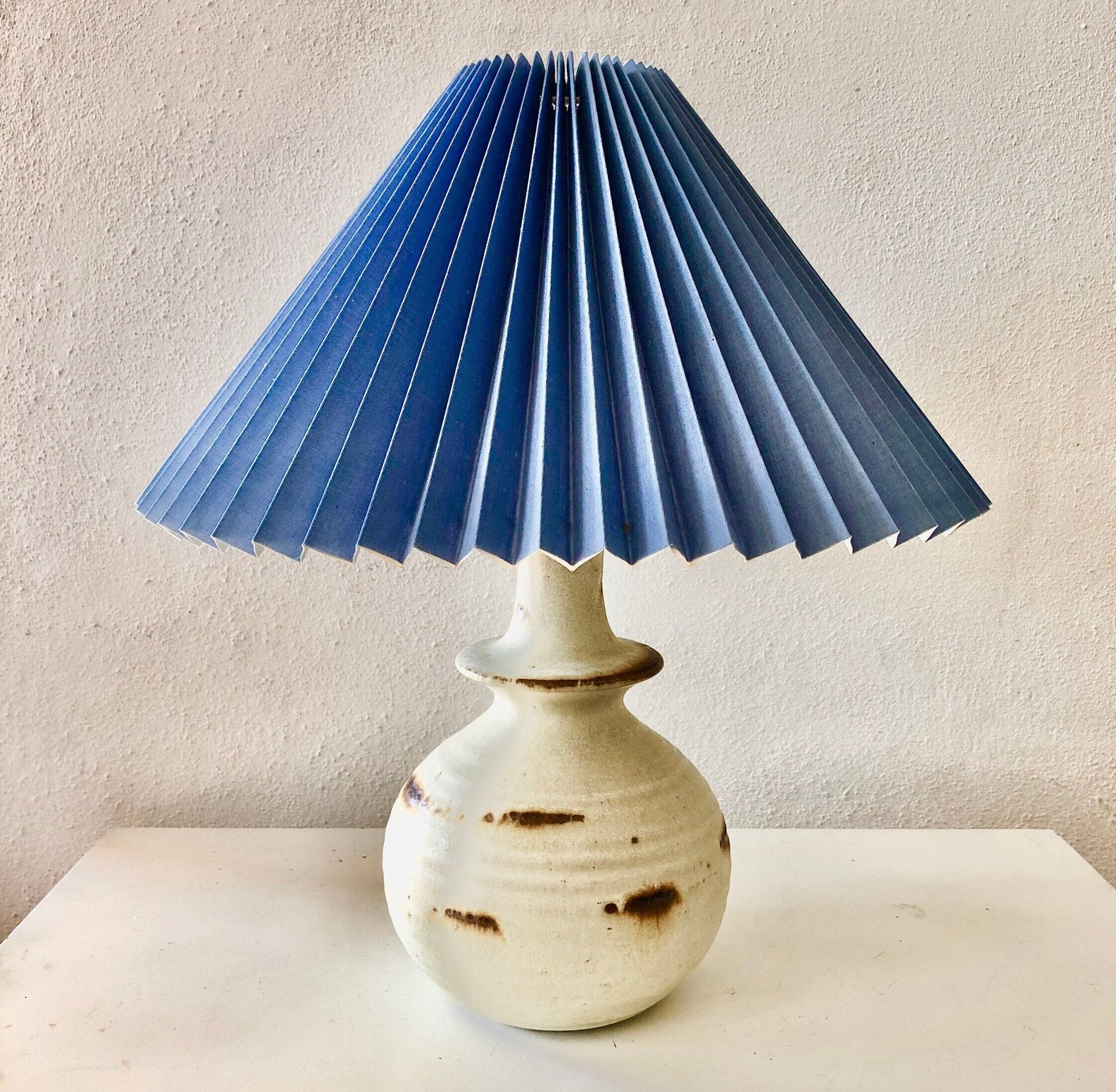 Lampe de Table en Céramique Vintage Design Danois Forme Moderniste avec Glaçure Terre et Abat-Jour P