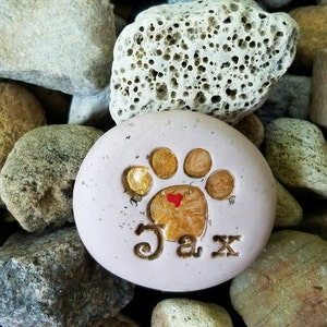 Pet Lovers Gift 1-1/2", Personalized Pet Memorial Stone, Paw Print, Small Keepsake, Mourning Animal Gift