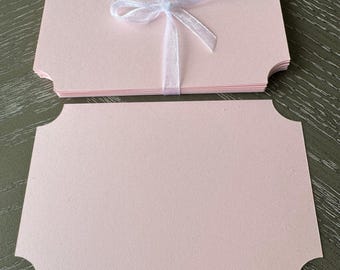 Conjunto de 25 toppers de cartão em branco rosa, recortados individualmente, para confecção de cartões.