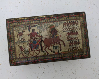 Vintage Egyptisch chocoladeblikje - Beich's Chocolates