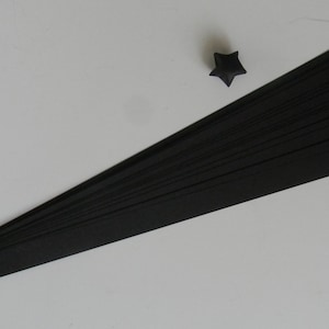 Black : Lucky Star Paper Strips (100)
