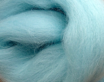 89,-Euro/1kg * 50g light turquoise top - pure wool (merino)