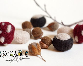 Craft Wreath Mix: Toadstools and Conkers - 50g Craft Wreath Mix: Toadstools and Conkers - 50g