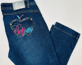 Vintage Y2K Apple Bottoms Capri Jeans mit gestickten Strass Taschen