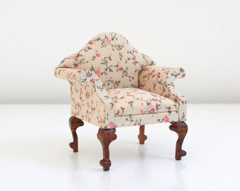 dollhouse armchair