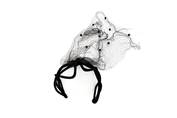 Black Velvet Fascinator Hat Headband with Netting… - image 1