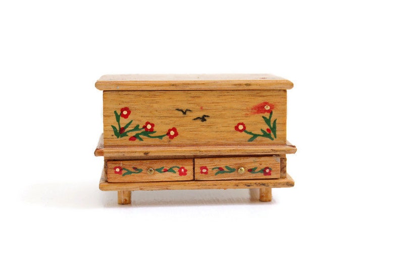 Dollhouse Blanket Chest Miniature Blanket Chest Dollhouse Storage Chest Miniature Trunk Dollhouse Trunk Dollhouse Chest Miniature Chest