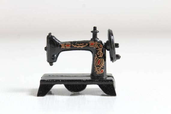 Miniature Sewing Machine Dollhouse Sewing Machine Singer Etsy Beauteous Miniature Singer Sewing Machine Miniature Sewing Machine Dollhouse Sewing Machine Singer Etsy Beauteous Miniature Singer Sewing Machine