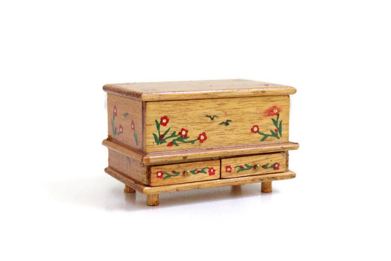 Dollhouse Blanket Chest Miniature Blanket Chest Dollhouse Storage Chest Miniature Trunk Dollhouse Trunk Dollhouse Chest Miniature Chest