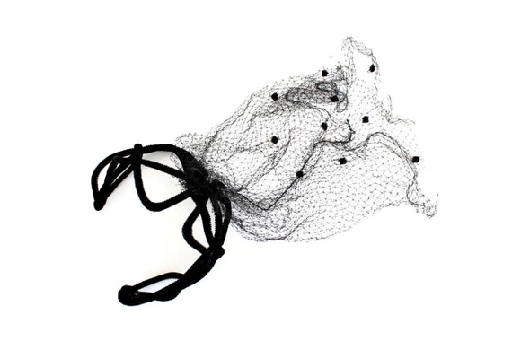 Black Velvet Fascinator Hat Headband with Netting… - image 9