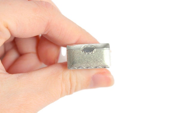 Silver Etched Cuff Links, Rectangular, Vintage - image 4