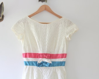 White Eyelet Dress, Midi Dress, Eyelet Midi Dress, Wiggle Dress, Pencil Dress, White Lace Dress, Vintage Wedding Dress, Eyelet Lace Dress