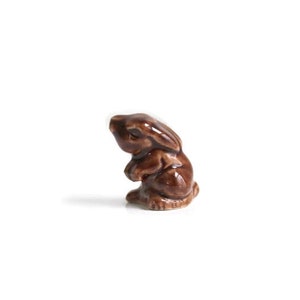 Brown Wade Rabbit Figurine, Vintage image 4