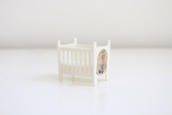 dollhouse baby crib