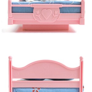 Pink Dollhouse Bed with Blue Floral Bedding, Plastic, 1:12, Vintage image 5