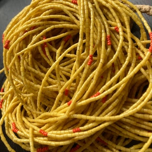 Yellow Bugle 11 bpi - Vintage Venetian Seed Beads
