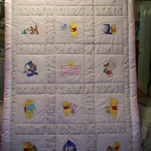 EMBROIDERED BABY POOH quilt