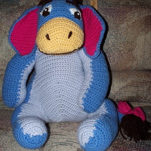 Crochet Winnie the Pooh and friends