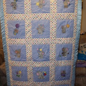 EMBROIDERED BABY QUILT
