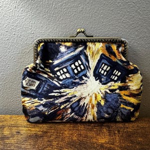 Large Dr Who Exploding Tardis Coin Purse