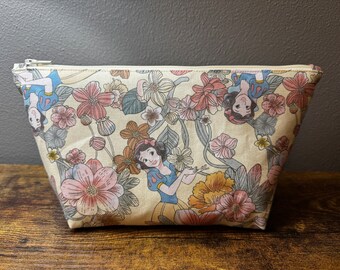 Snow White Large Zipper Clutch