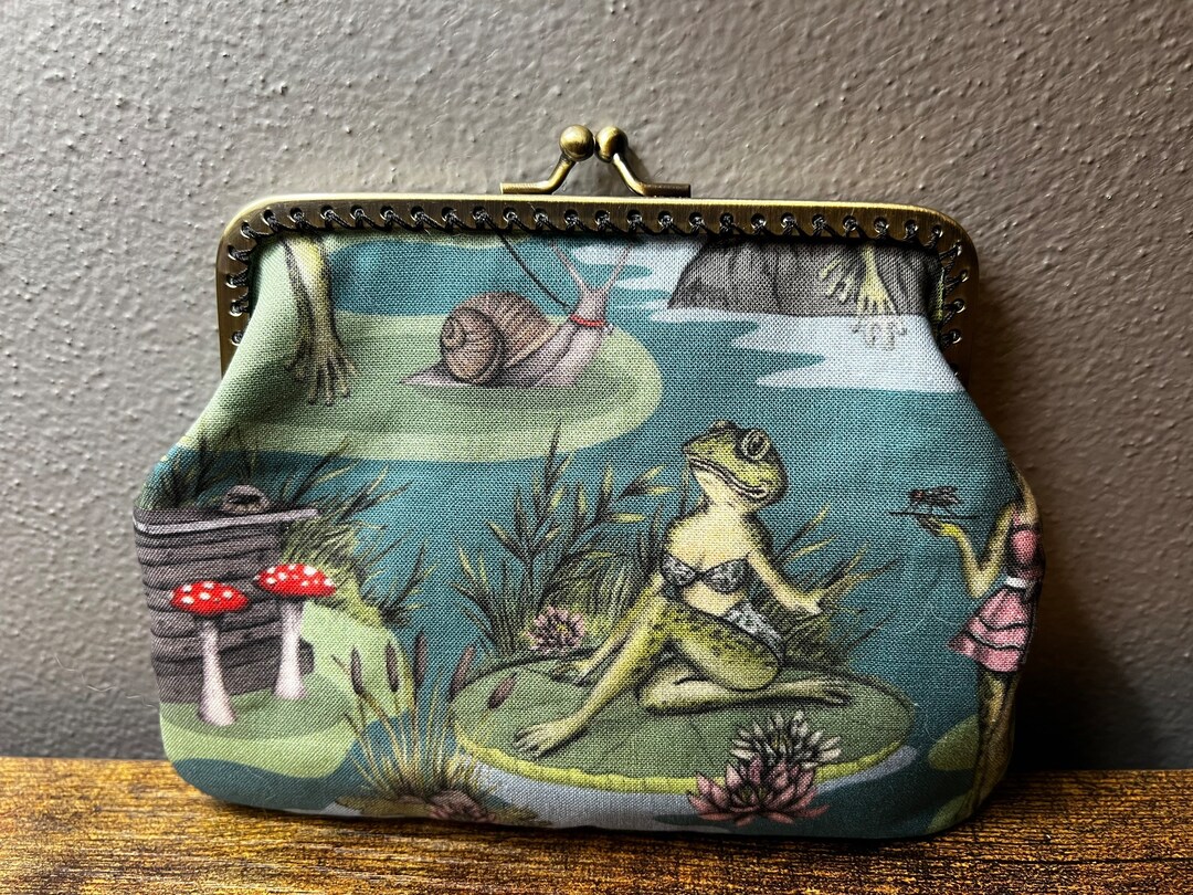 Large Pinup Frogs Coin Purse Etsy