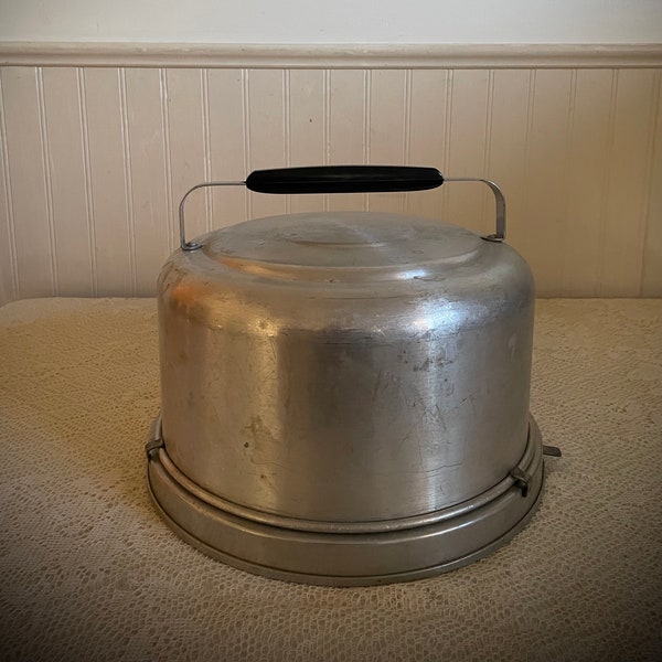 Mirro Cake Pan - Aluminum Cake Pie Cover Carrier - Aluminum Retro 50's Kitchen Tinware Cake Stand - Silver Metal Picnic Cake Plate Decoware