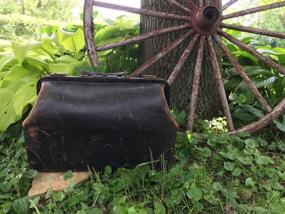 Vintage Authentic Doctor Bag Black Leather 