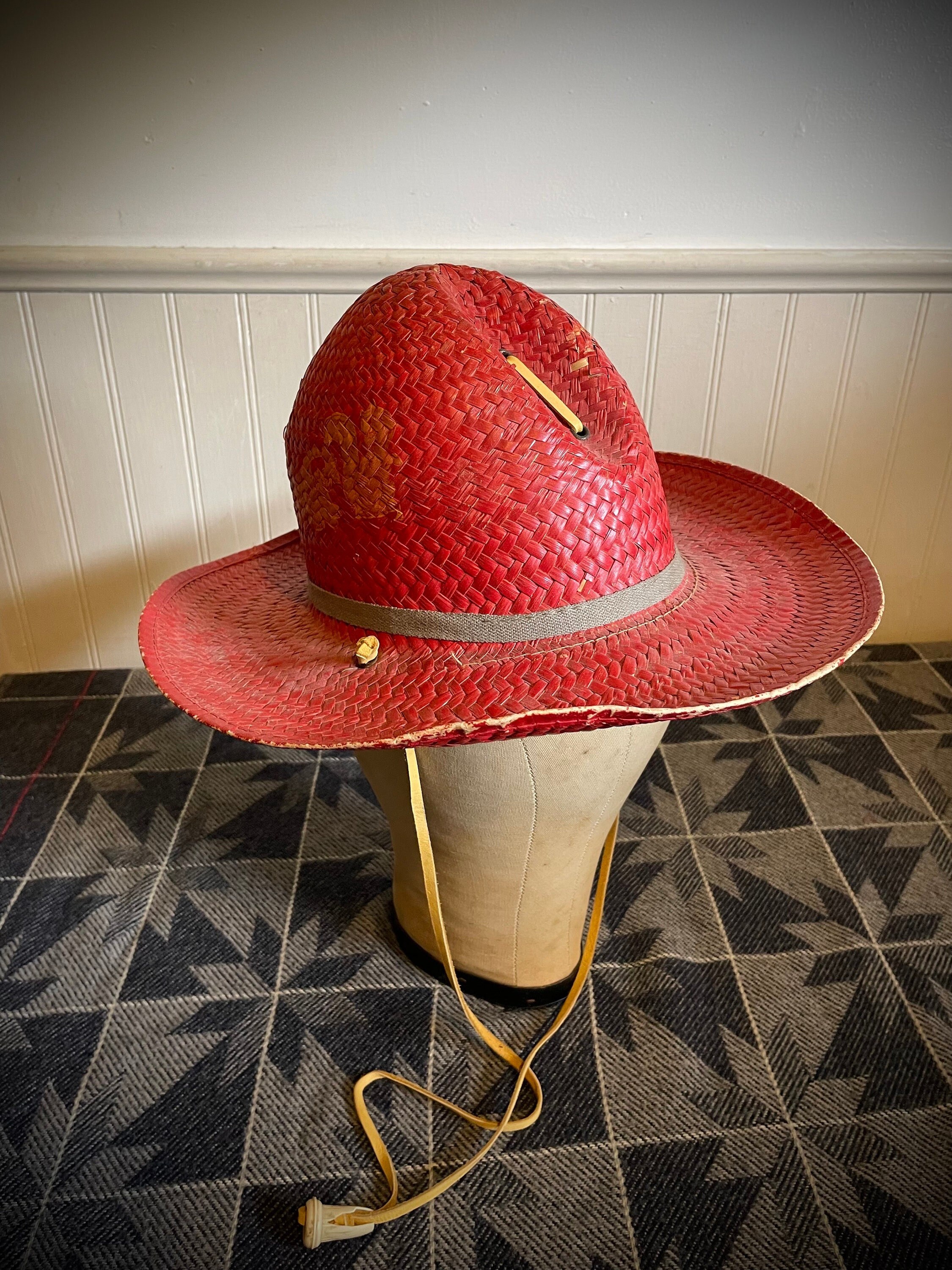 帽子木型　アシメトリーブリム　57cm イギリス製 Hat 136 – Nick Fouquet