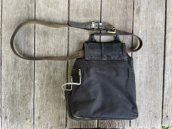 Dewalt Tool Pouch Belt Leather Carpenter Belt Black Canvas Pouch Large Leather Belt Man Cave Contractors Decor Garden Tool Belt Etsy Ireland