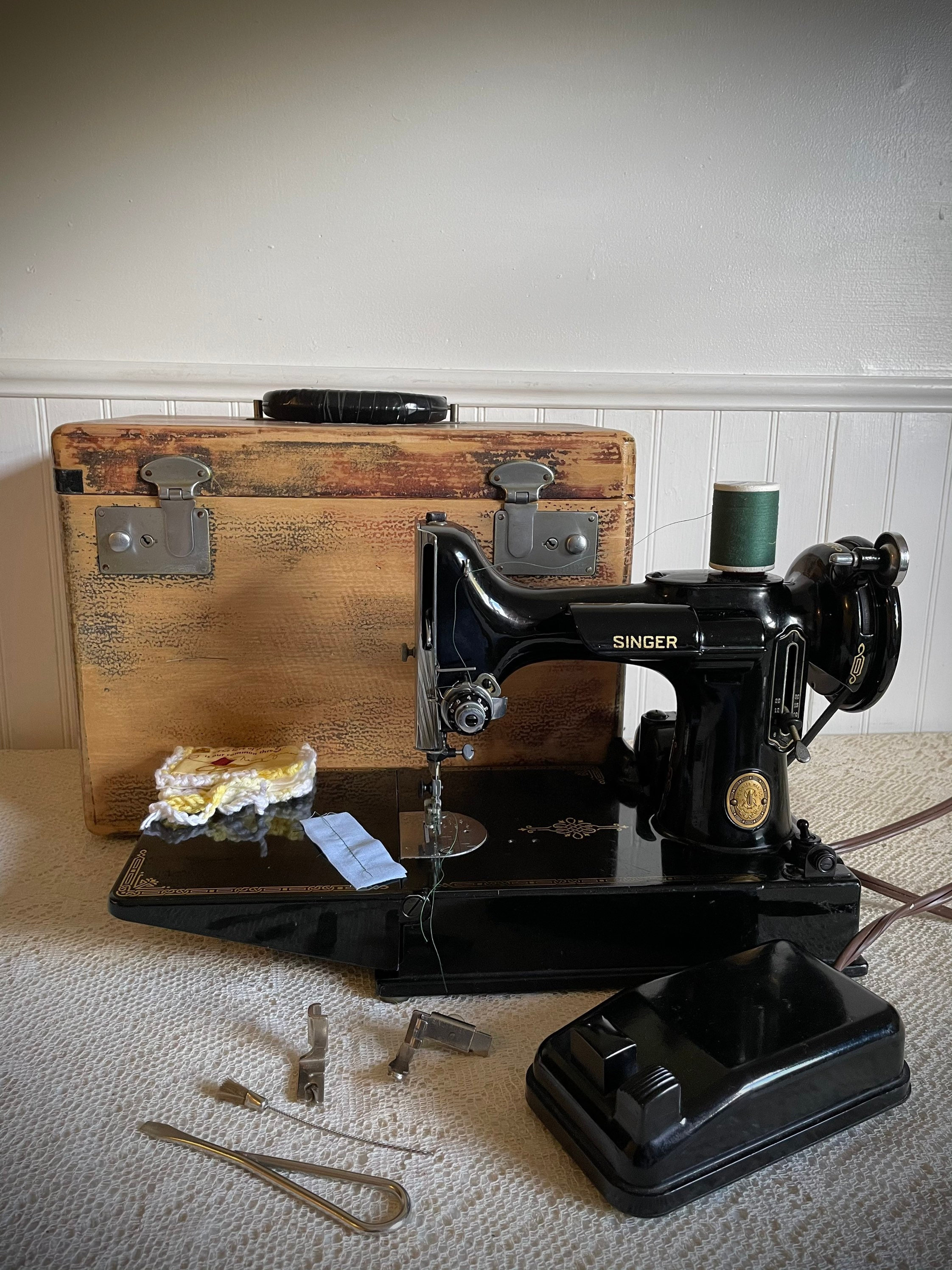 Antique Singer Sewing Machine Case, Wooden Box, Dome Top, Storage,  Organization, Large, Portable, Craft, Vintage, Rustic Decor, Primitive