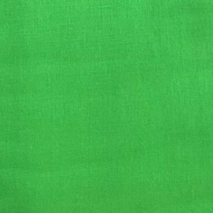 Emerald green cotton fabric, solid green cotton fabric, solid fabric, solid cotton fabric, emerald green fabric, solid green fabric, #20185