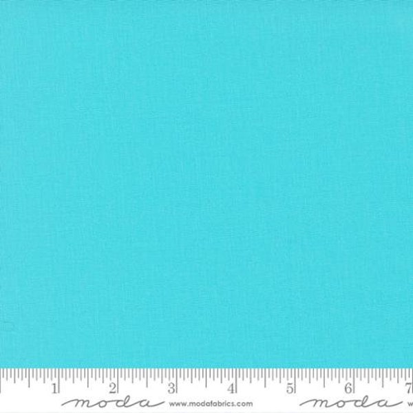 Moda Bella Solids in Robins Egg 9900 85, solid blue fabric, solid fabric, blue cotton, blue fabric basics, robins egg fabric, #23648