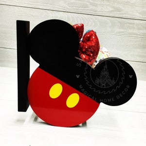 Original Magical Wall Hanging Ear Holder The Original Magical Mouse Ear Holder & Display image 2