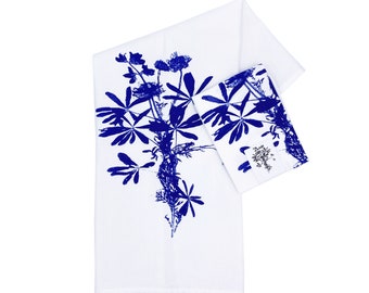 Wildflowers bluebonnet bouquet handprinted towel