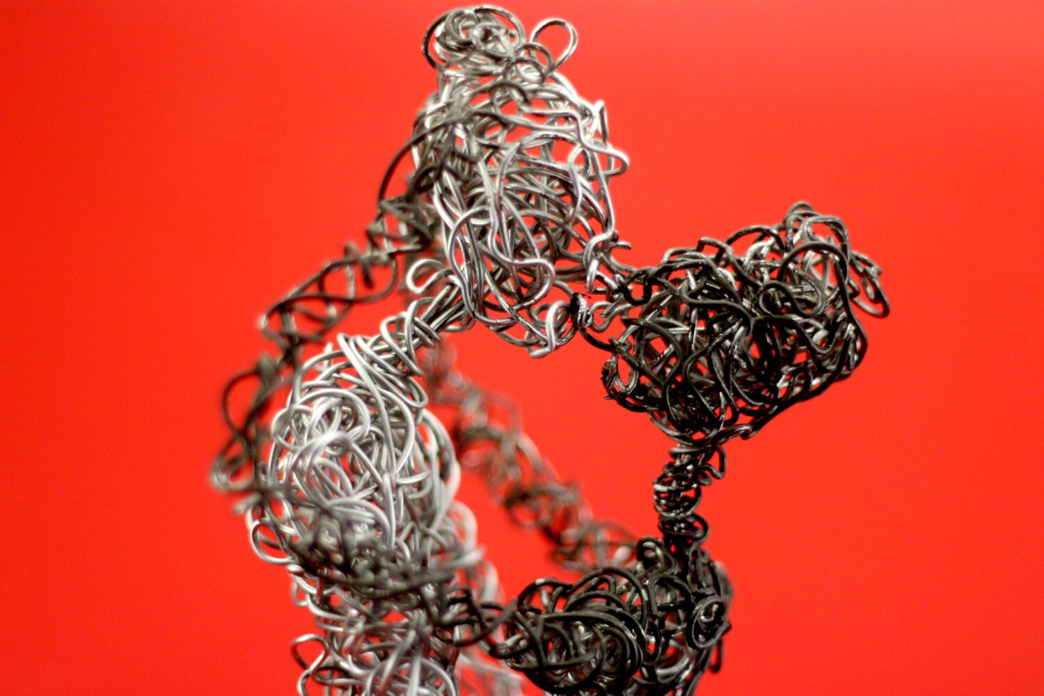 Wire art kissing couple sculpture wire people romantic | Etsy