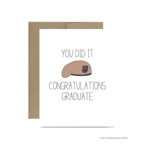 Tarjeta de graduación de guardabosques del ejército - pestaña de la escuela del regimiento de guardabosques militares felicitaciones boina bronceada