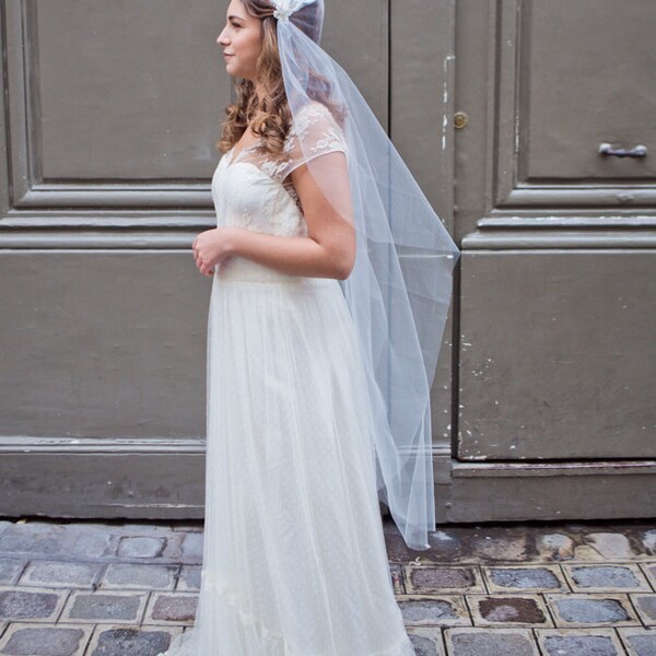 wedding  veil - bridal juliet cap  - chantilly lace  -